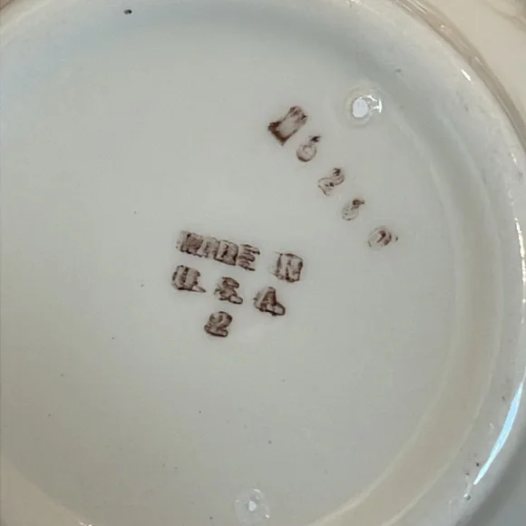 2 Franciscan Apple Coffee Cups & Saucers - Picture 5 of 5